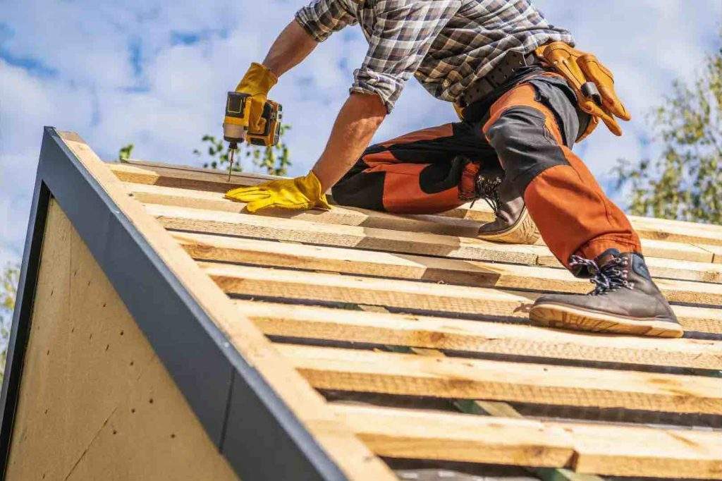 a residential roof being replaced in Ottawa by Vanity Roofing