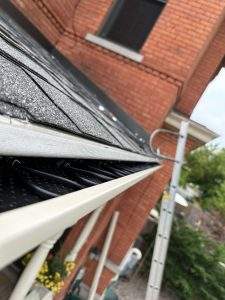 Eavestrough fixes in kingston