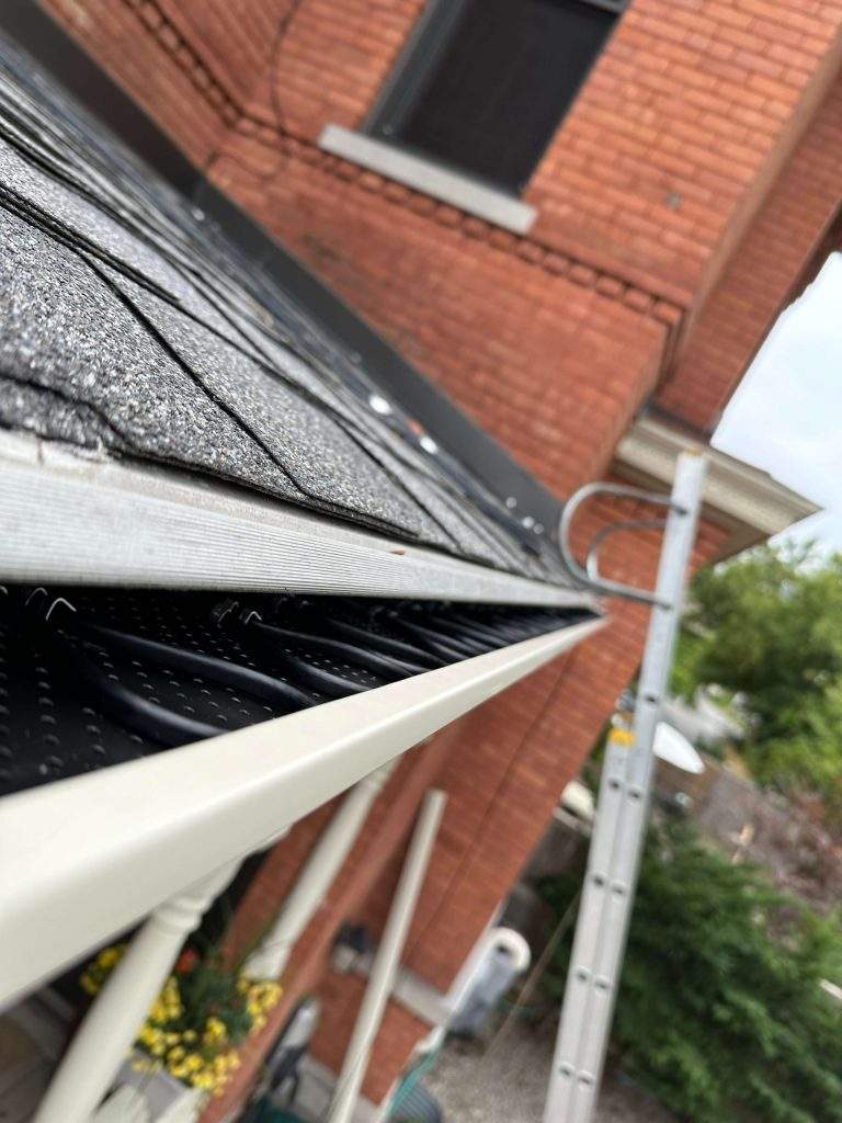 Eavestrough fixes in kingston