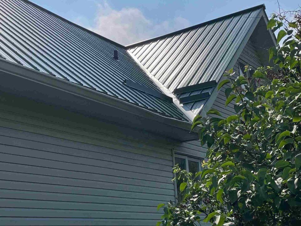 roofing in Almonte